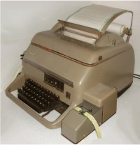 Telex met ponsband invoermogelijkheid