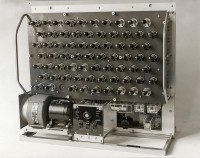 Het interieur van de Ecolex: de radiobuizen